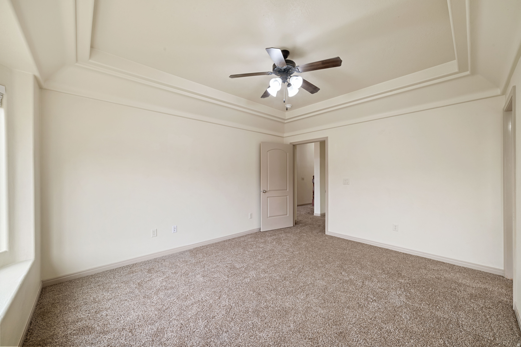 HIGH CHAPARRAL AT THE WASHINGTON BENCH - Residential