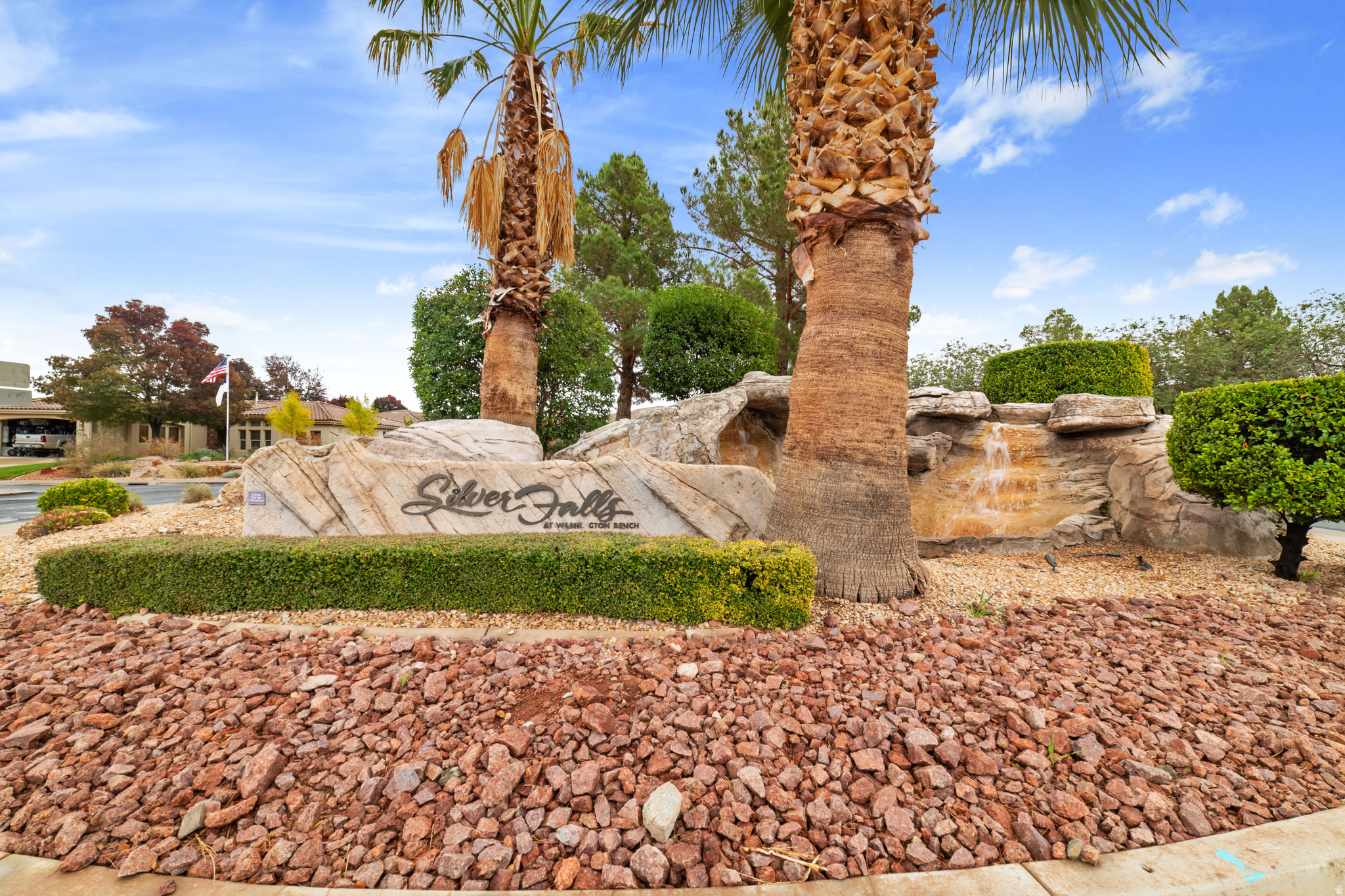 HIGH CHAPARRAL AT THE WASHINGTON BENCH - Residential