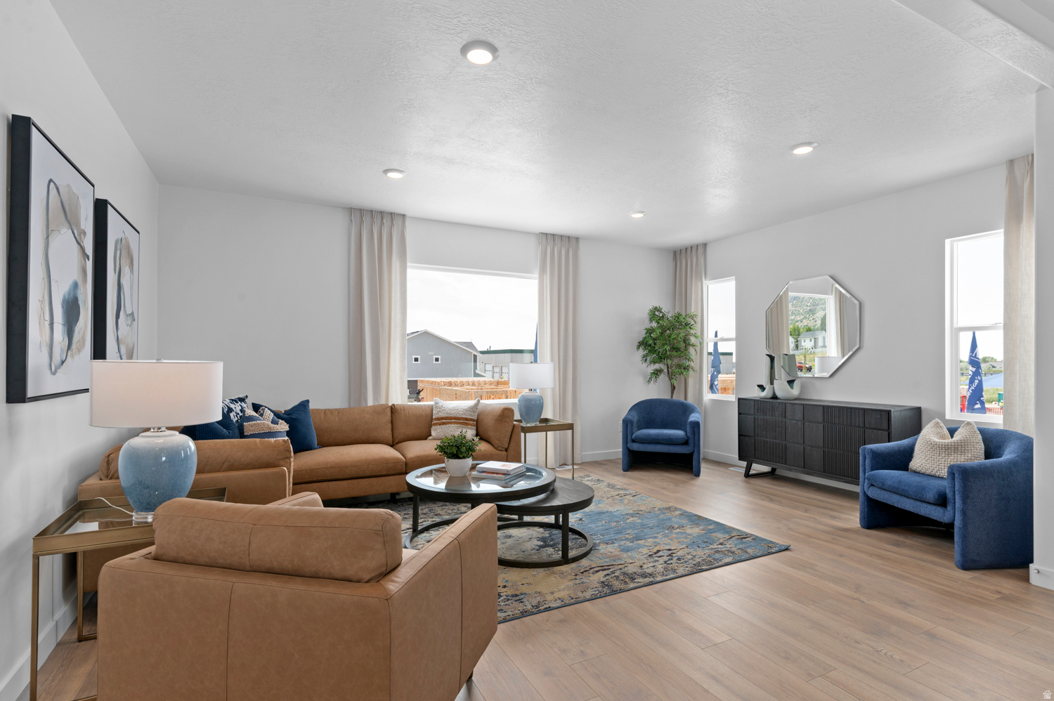 DIXON CREEK - Residential