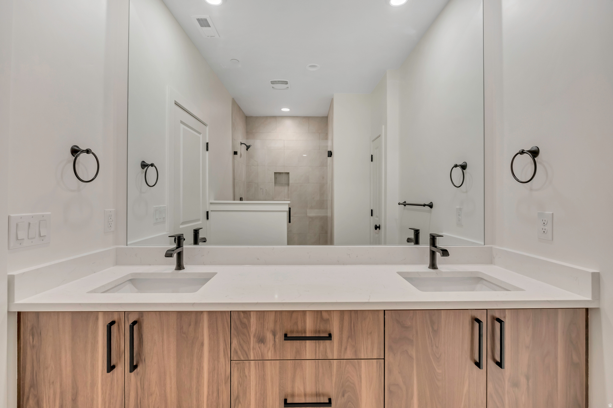 DOWNTOWN DAYBREAK - Residential