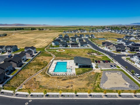 Tiny photo for 3061 S 2425 W, Syracuse, UT 84075 (MLS # 2164819)