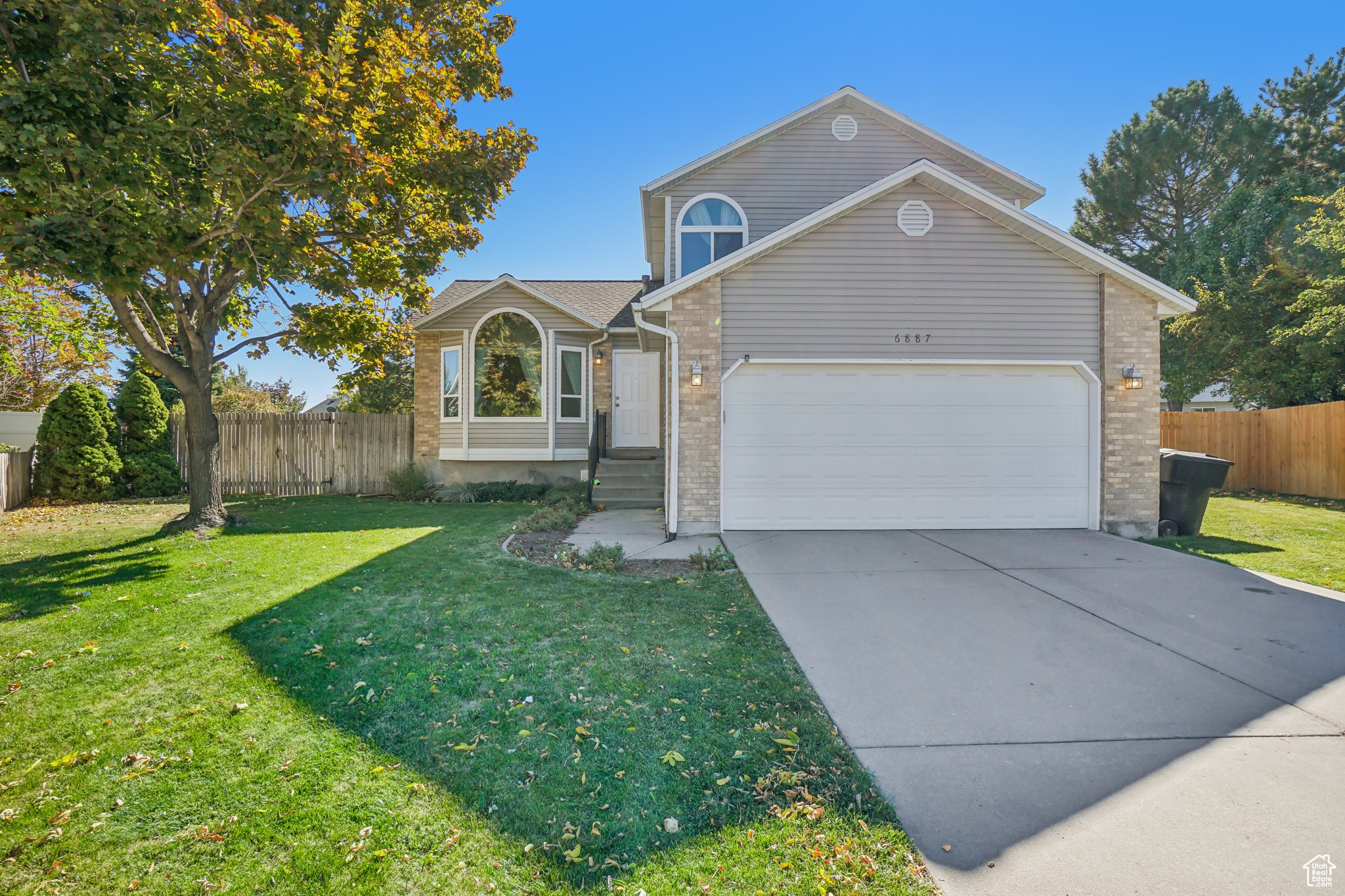 6887 S Starflower Way, West Jordan, Utah image 1