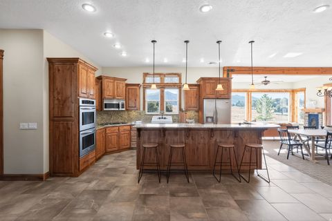 Tiny photo for 2250 E PAUNSAUGUNT DR, Hatch, UT 84735 (MLS # 2126964)
