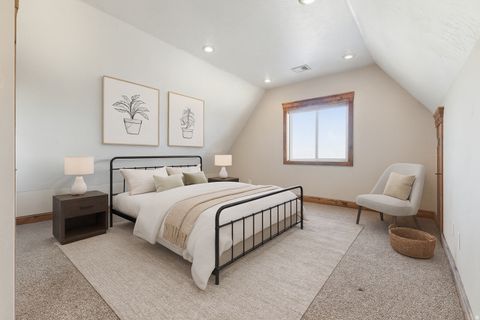 Tiny photo for 2250 E PAUNSAUGUNT DR, Hatch, UT 84735 (MLS # 2126964)