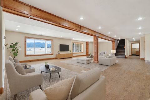 Tiny photo for 2250 E PAUNSAUGUNT DR, Hatch, UT 84735 (MLS # 2126964)