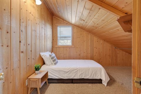 Tiny photo for 2250 E PAUNSAUGUNT DR, Hatch, UT 84735 (MLS # 2126964)