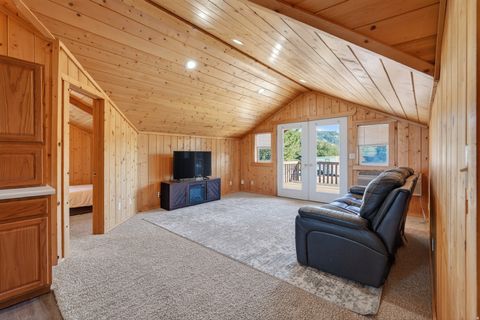 Tiny photo for 2250 E PAUNSAUGUNT DR, Hatch, UT 84735 (MLS # 2126964)