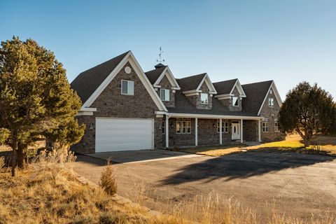 Tiny photo for 2250 E PAUNSAUGUNT DR, Hatch, UT 84735 (MLS # 2126964)