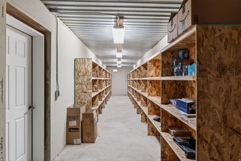 Tiny photo for 2250 E PAUNSAUGUNT DR, Hatch, UT 84735 (MLS # 2126964)