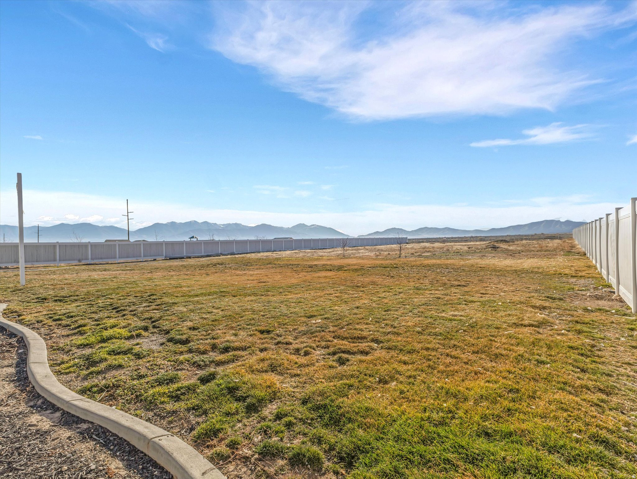 SOUTH WILLOW RANCHES - Residential