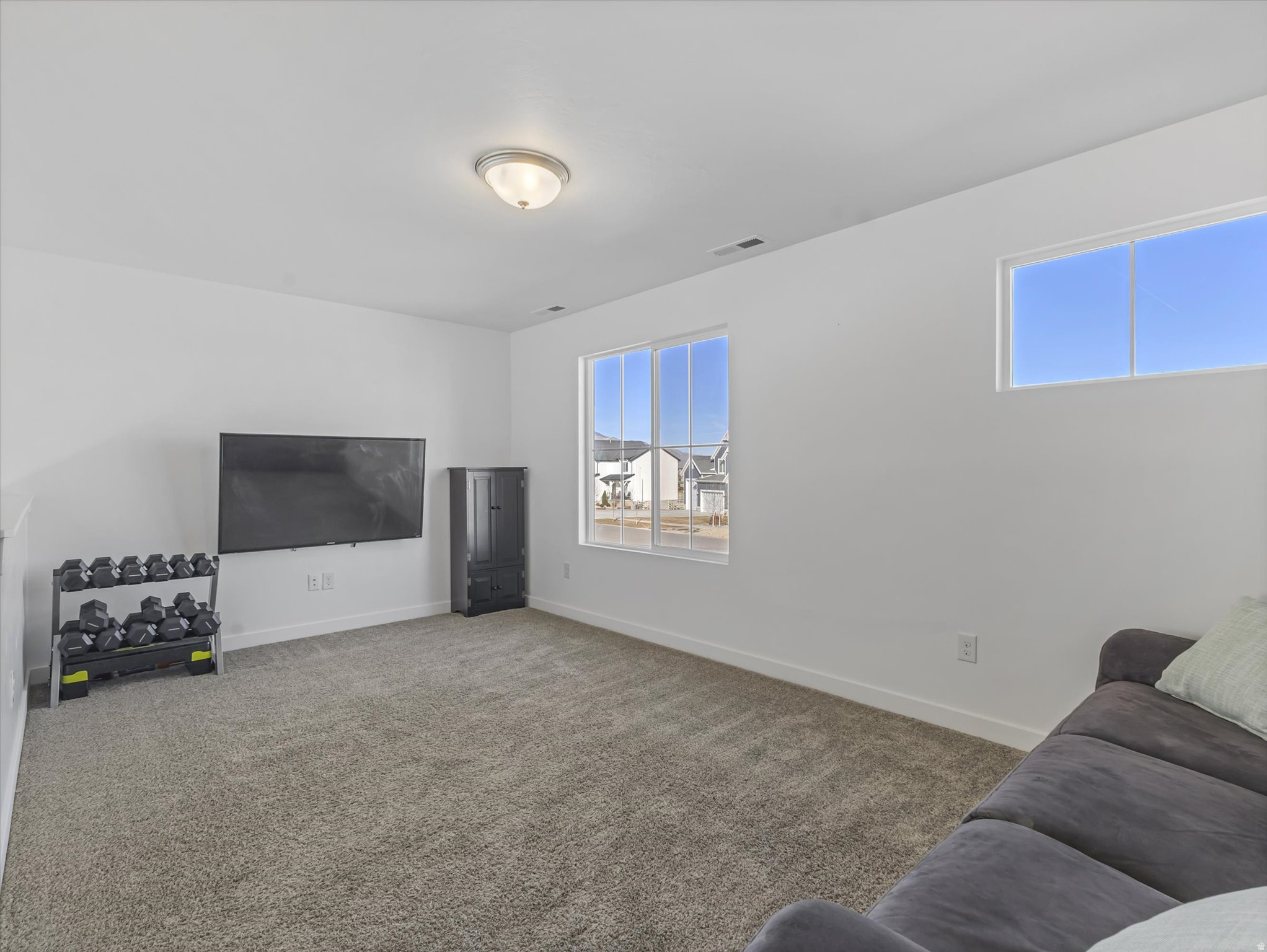 SOUTH WILLOW RANCHES - Residential