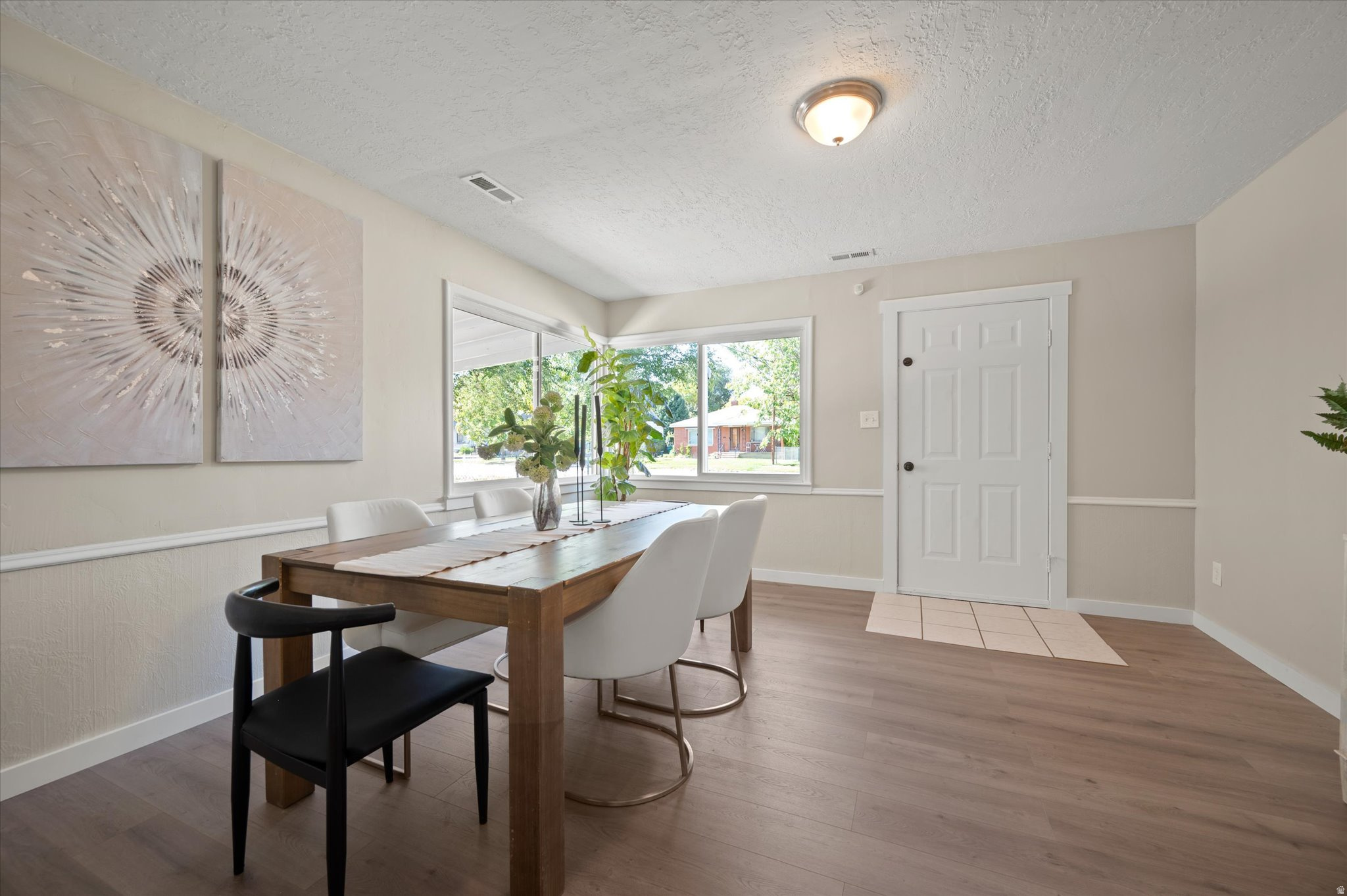 EMERSON - Residential