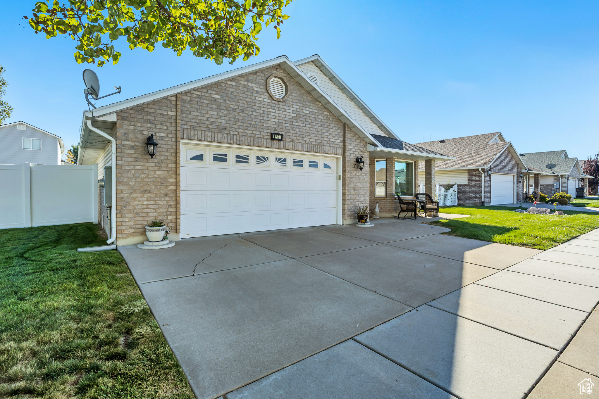 SHADY GROVE - Residential