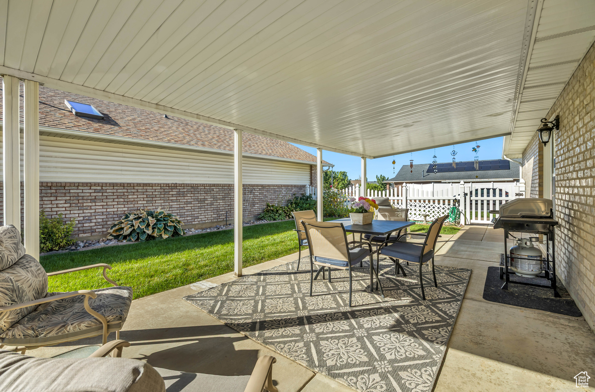 SHADY GROVE - Residential