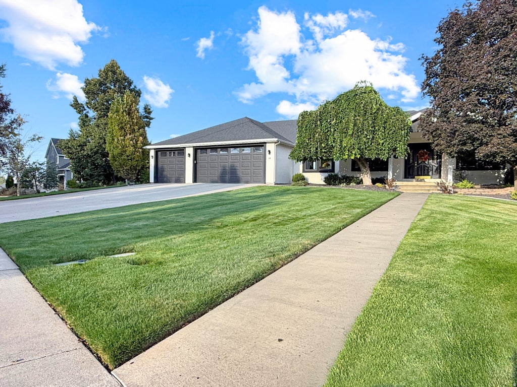 Photo of 28 N SHADY LN, Salem, UT 84653 (MLS # 2186644)