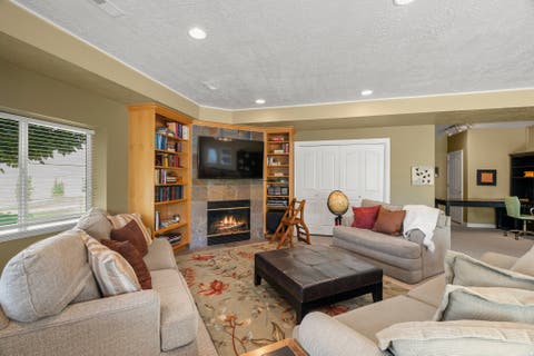 Tiny photo for 861 E 3450 N, North Ogden, UT 84414 (MLS # 2166817)