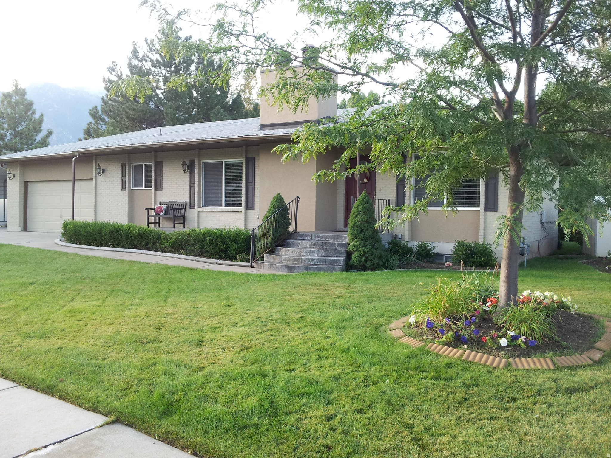 MEADOWS - Residential