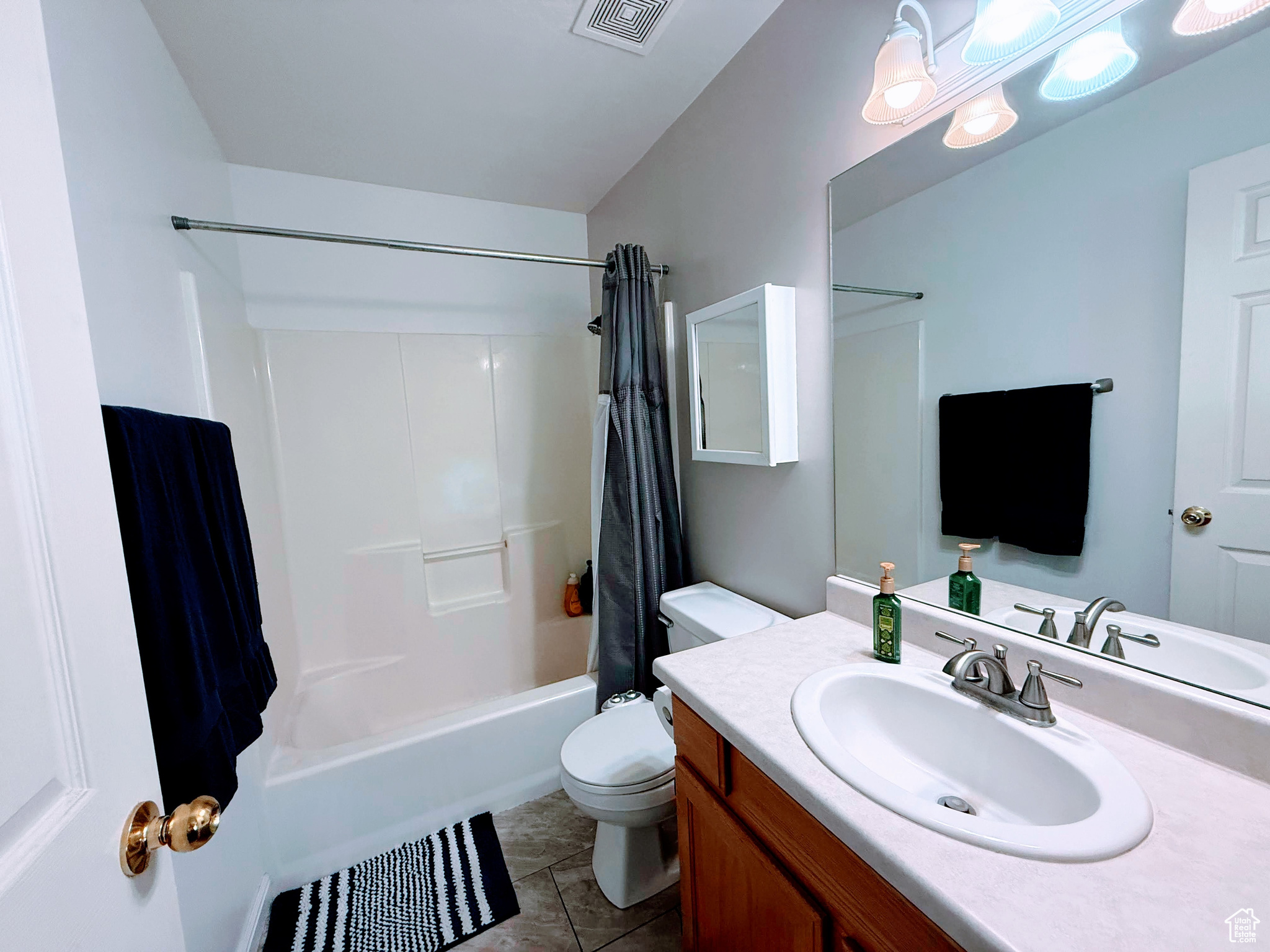 TUSCANY TOWNHOMES PHASE 1 CONDO - Residential