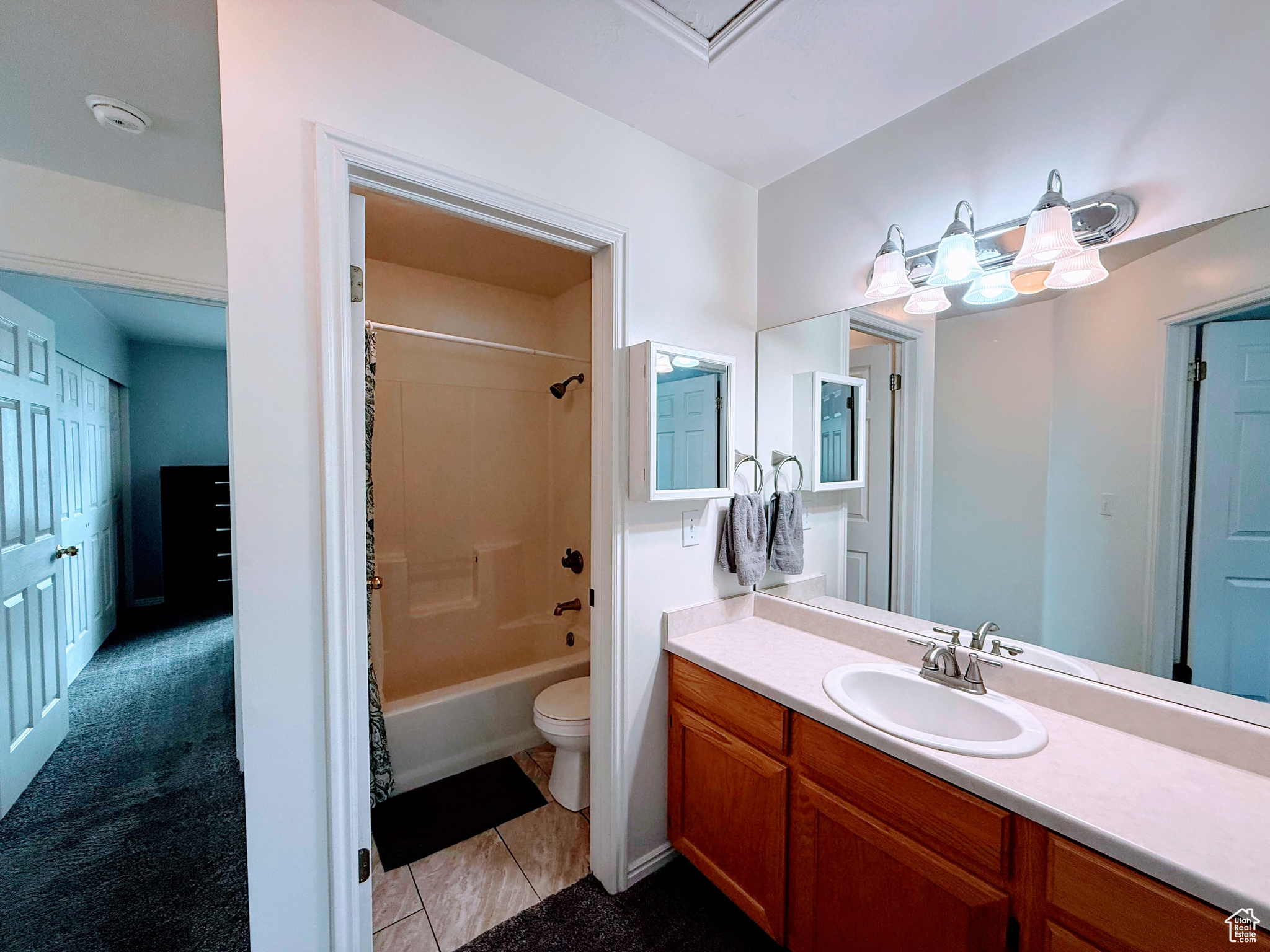TUSCANY TOWNHOMES PHASE 1 CONDO - Residential