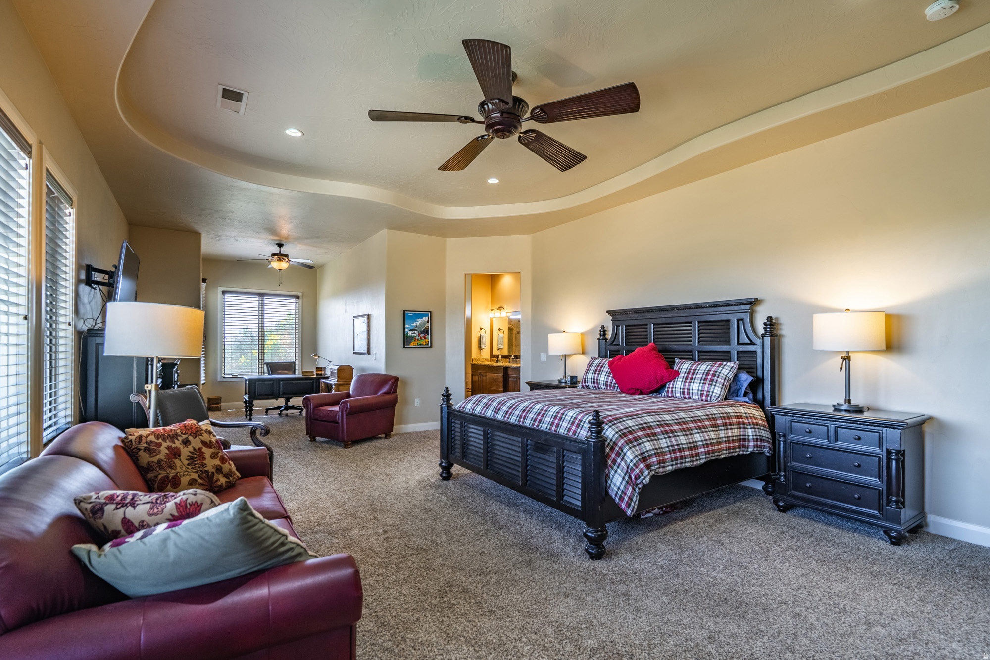 LEDGES OF ST GEORGE PH 6 - Residential