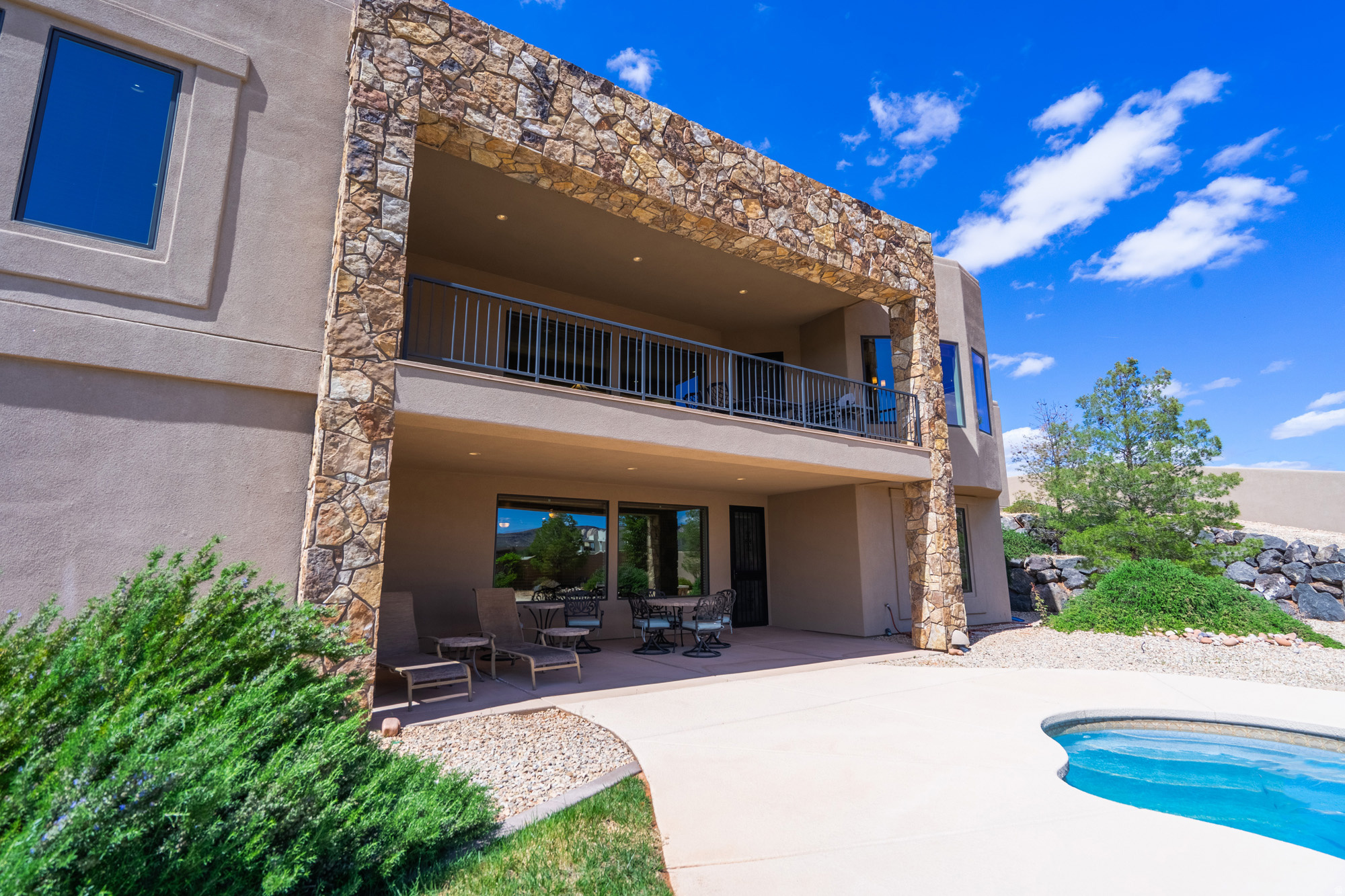 LEDGES OF ST GEORGE PH 6 - Residential
