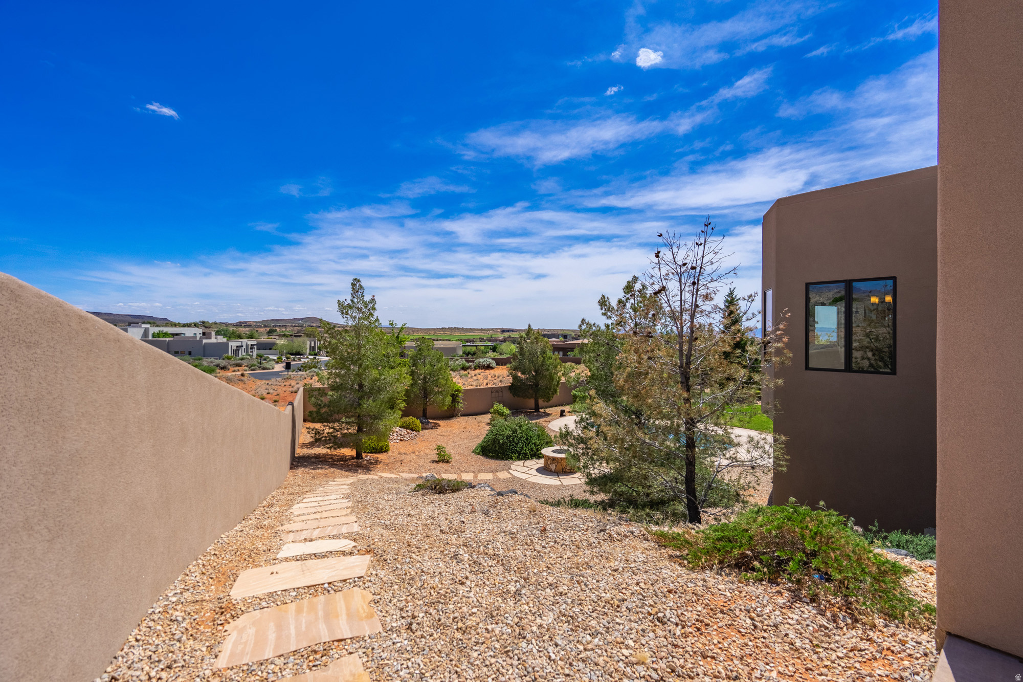 LEDGES OF ST GEORGE PH 6 - Residential