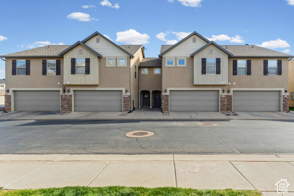 Photo of 1282 N LILY PAD DR, Spanish Fork, UT 84660 (MLS # 2188967)