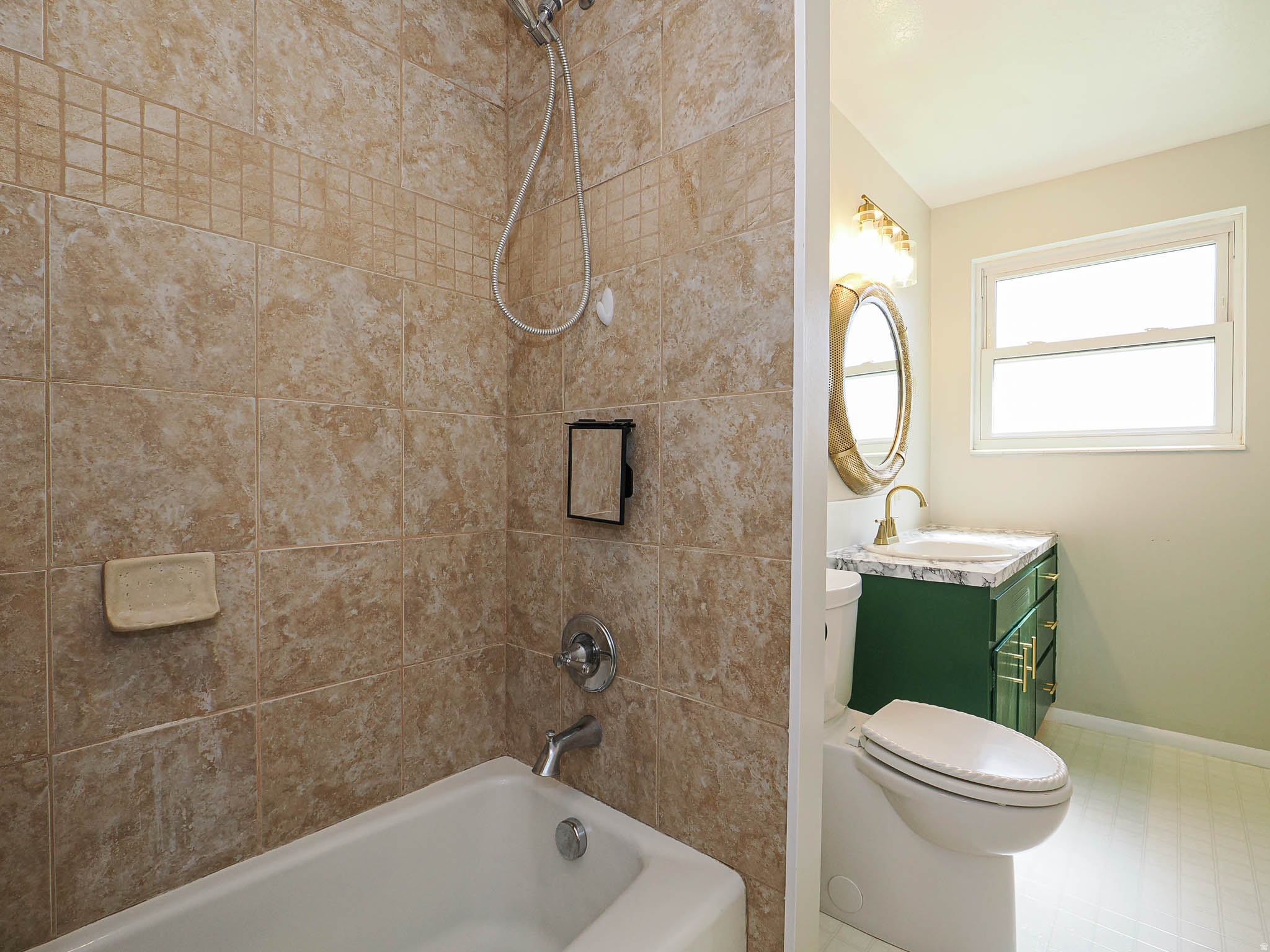 DIAMOND HILLS - Residential