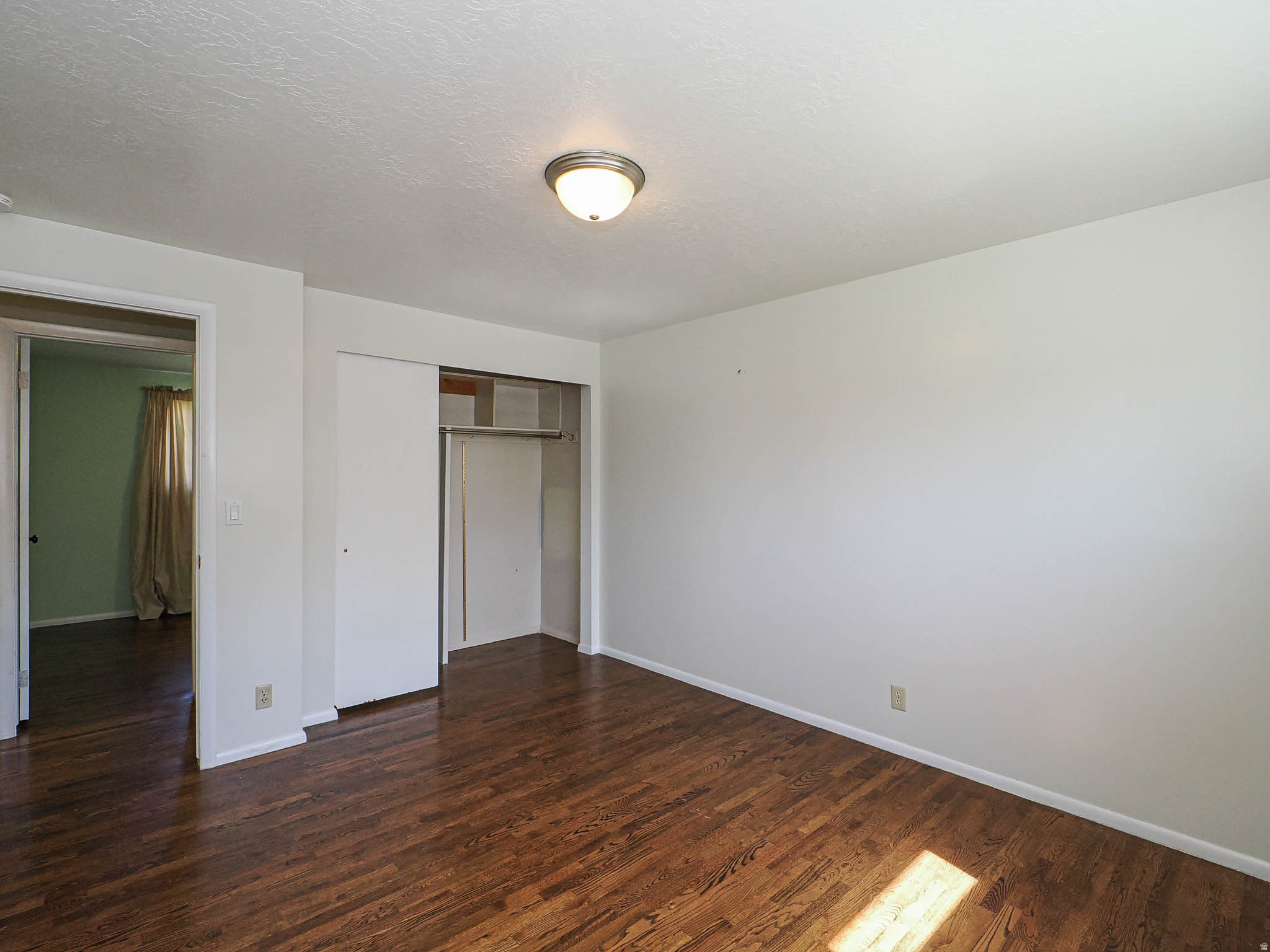 DIAMOND HILLS - Residential