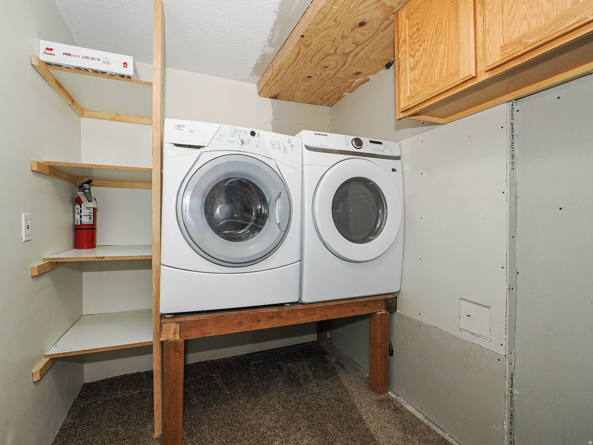 DIAMOND HILLS - Residential