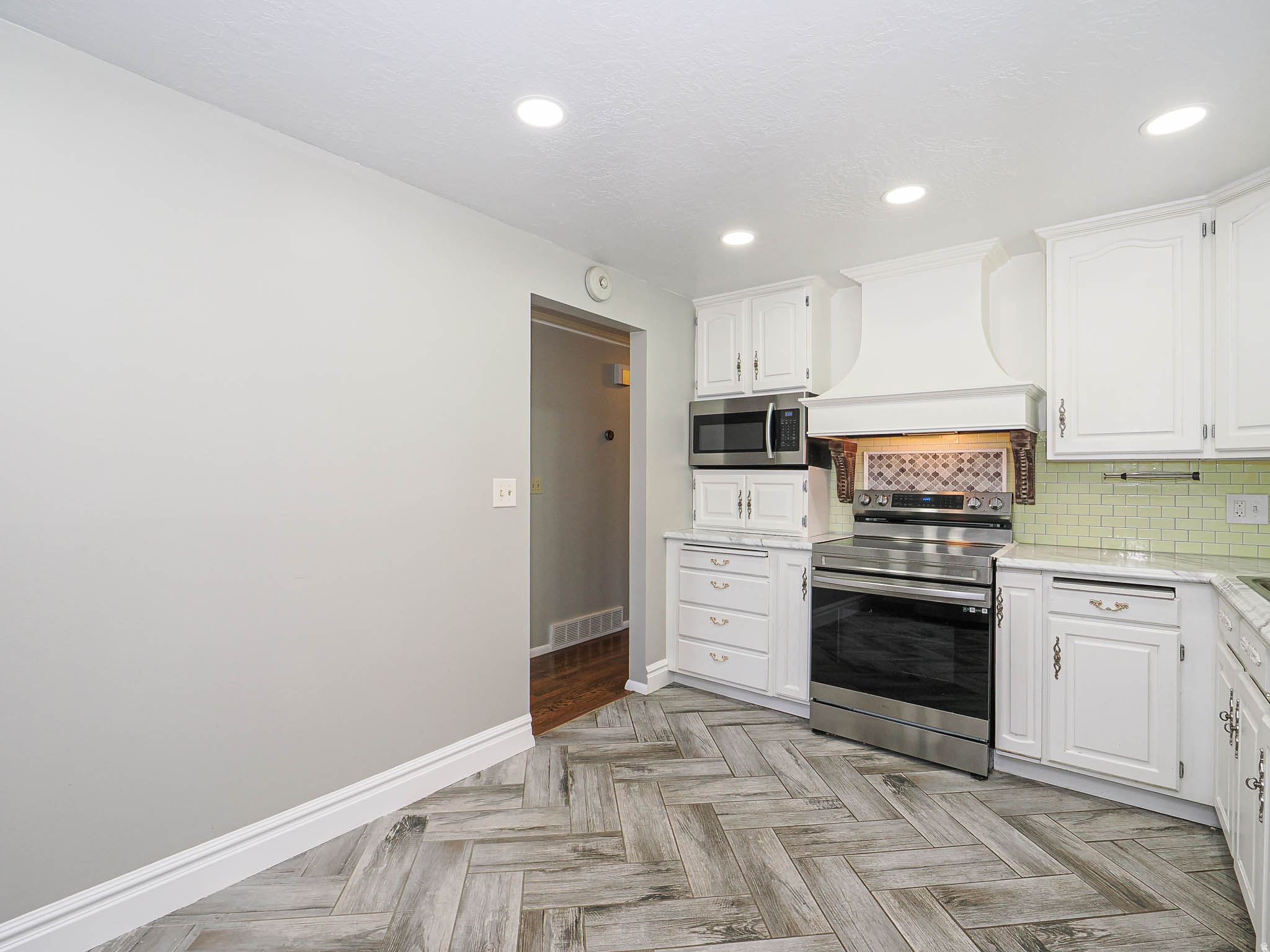 DIAMOND HILLS - Residential