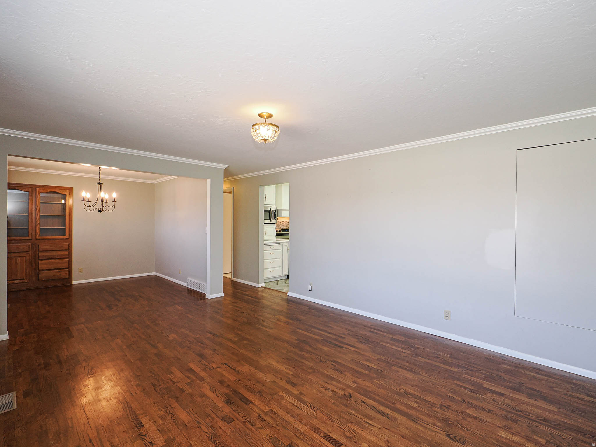 DIAMOND HILLS - Residential