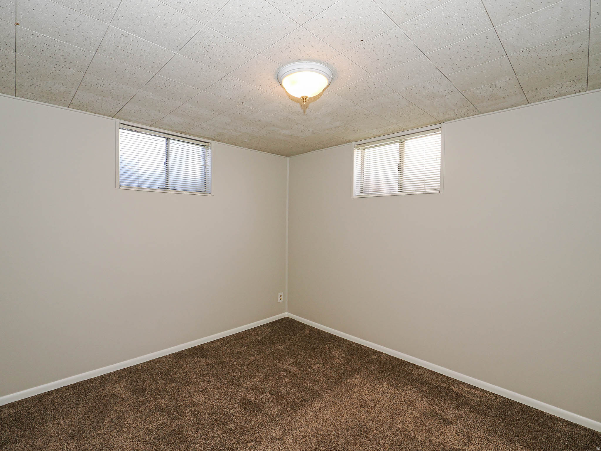 DIAMOND HILLS - Residential