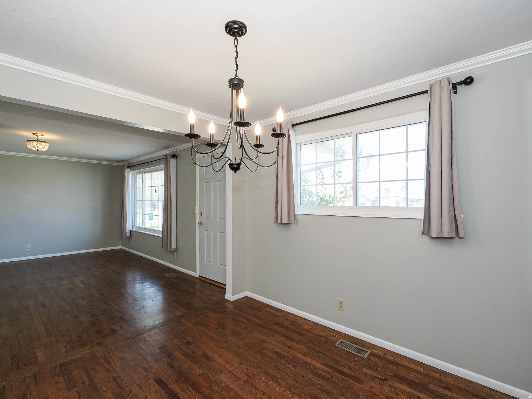 DIAMOND HILLS - Residential