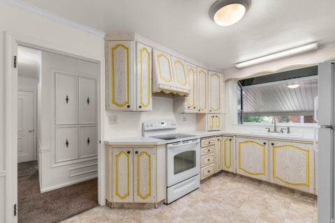 Tiny photo for 2657 E VALLEY AVE, Holladay, UT 84117 (MLS # 2183683)