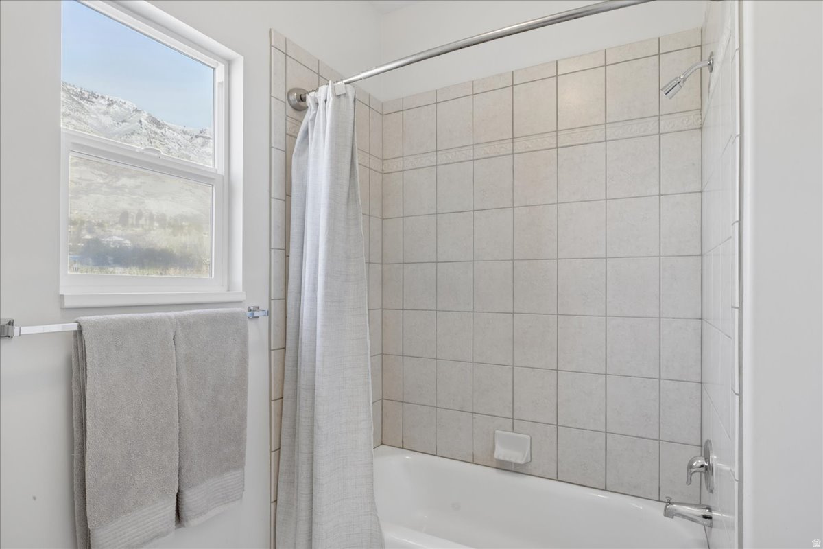 TUSCANY FARMS - Residential