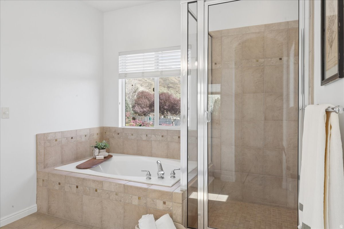 TUSCANY FARMS - Residential