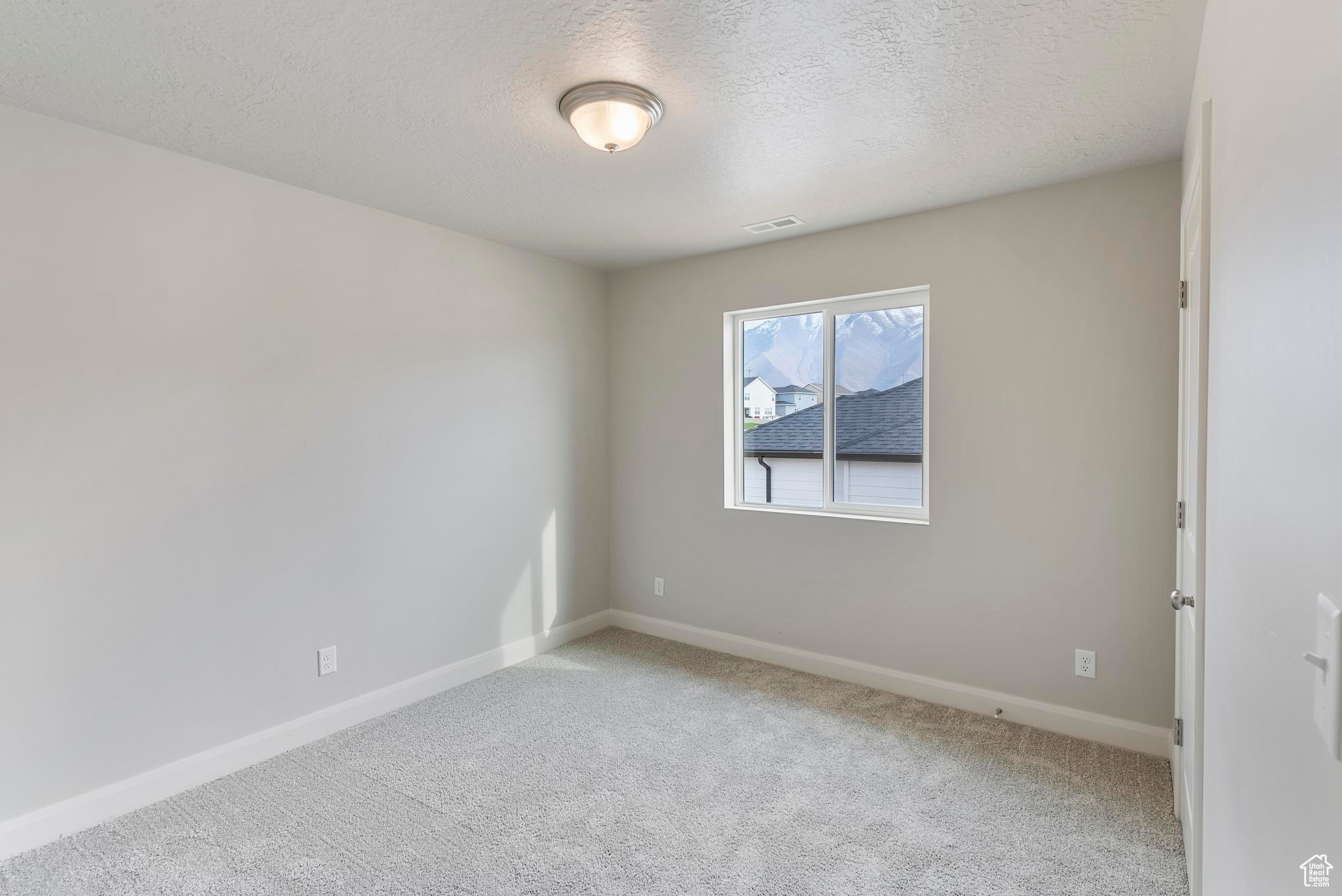 THE HILLS - Residential