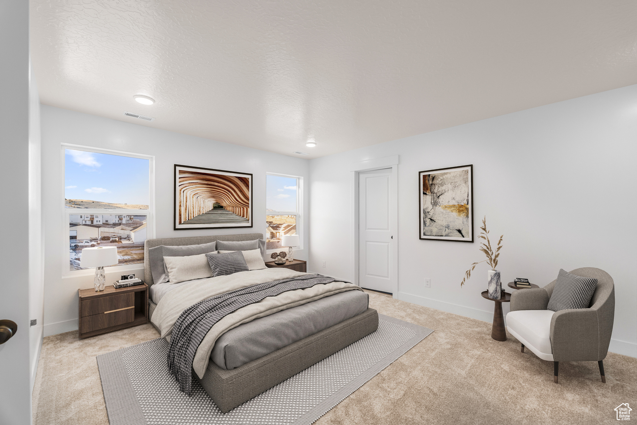 THE HILLS - Residential