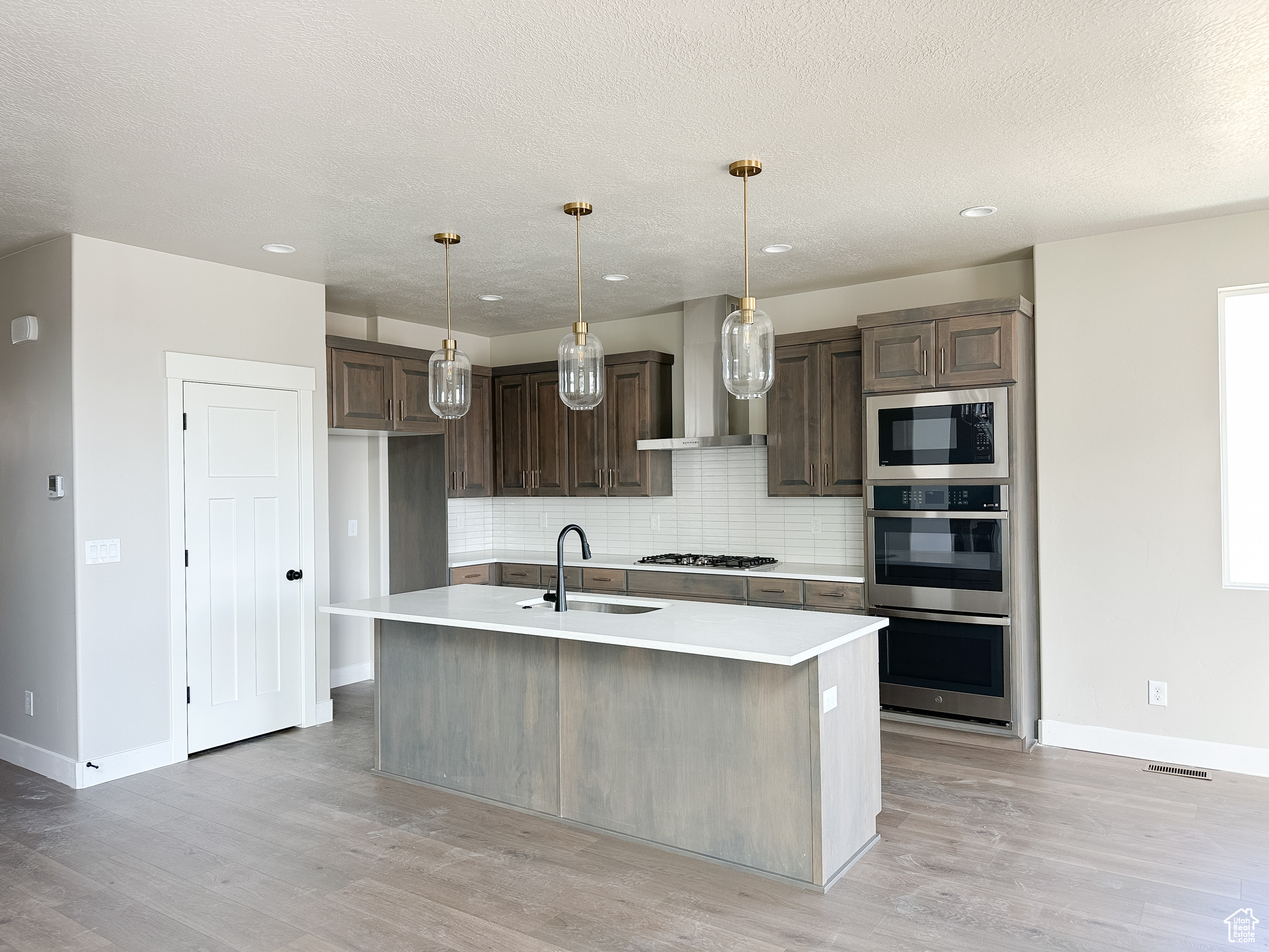 1536 S Overlook Ln, Saratoga Springs, Utah image 2