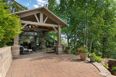 Tiny photo for 876 E HIGH COUNTRY DR N, Orem, UT 84097 (MLS # 2158326)