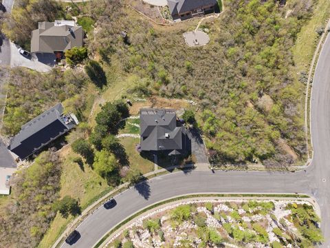 Tiny photo for 2806 S MAPLE COVE DR, Bountiful, UT 84010 (MLS # 2150498)