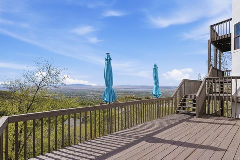 Tiny photo for 2806 S MAPLE COVE DR, Bountiful, UT 84010 (MLS # 2150498)