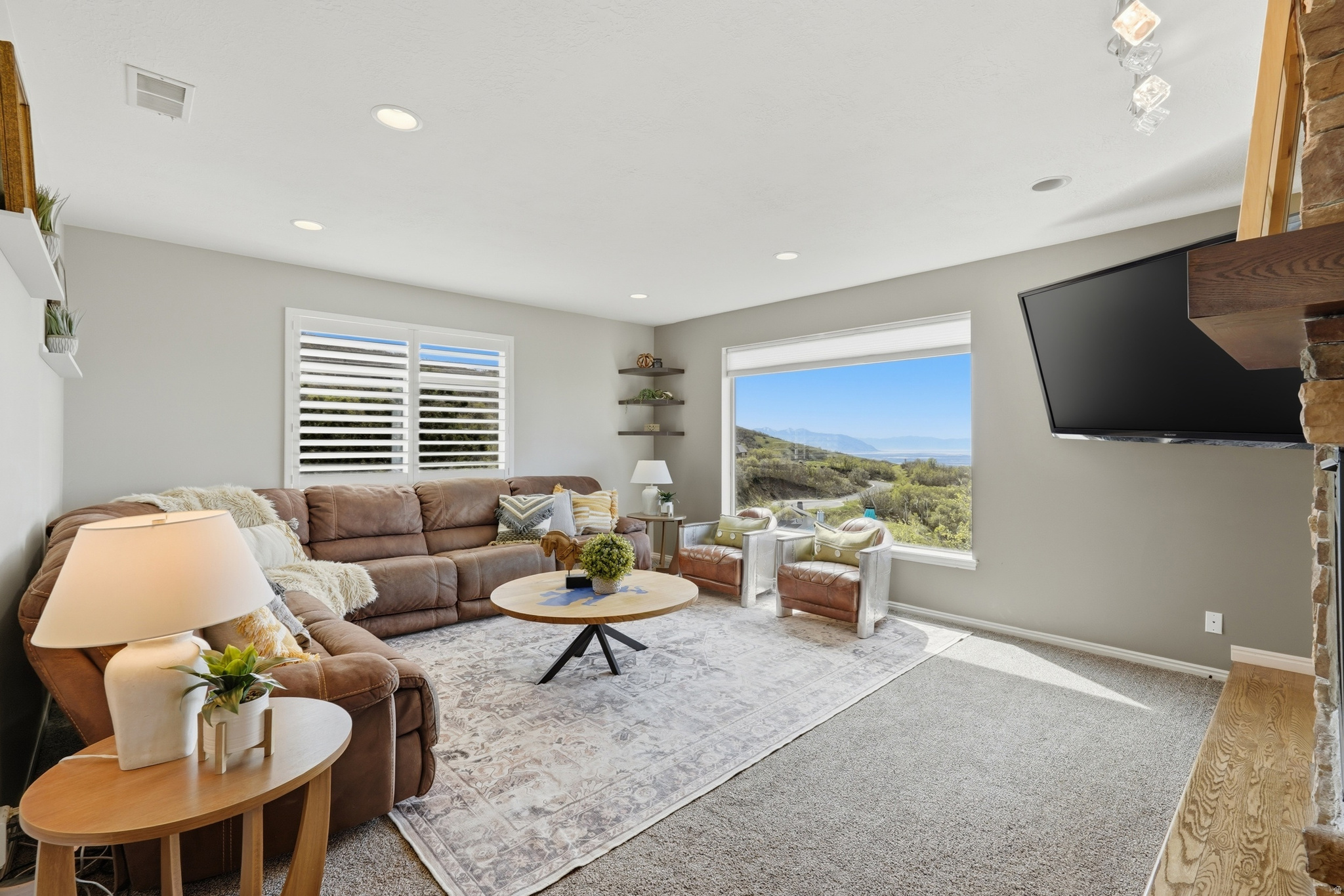 MAPLE HILLS - Residential