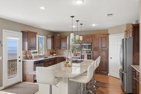 Tiny photo for 2806 S MAPLE COVE DR, Bountiful, UT 84010 (MLS # 2150498)