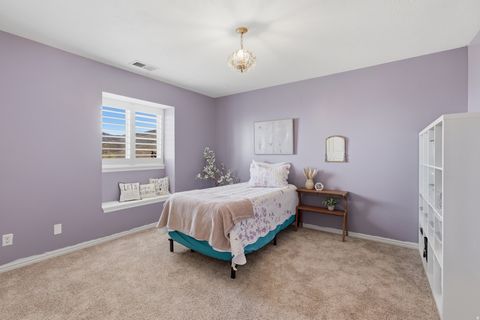 Tiny photo for 2806 S MAPLE COVE DR, Bountiful, UT 84010 (MLS # 2150498)