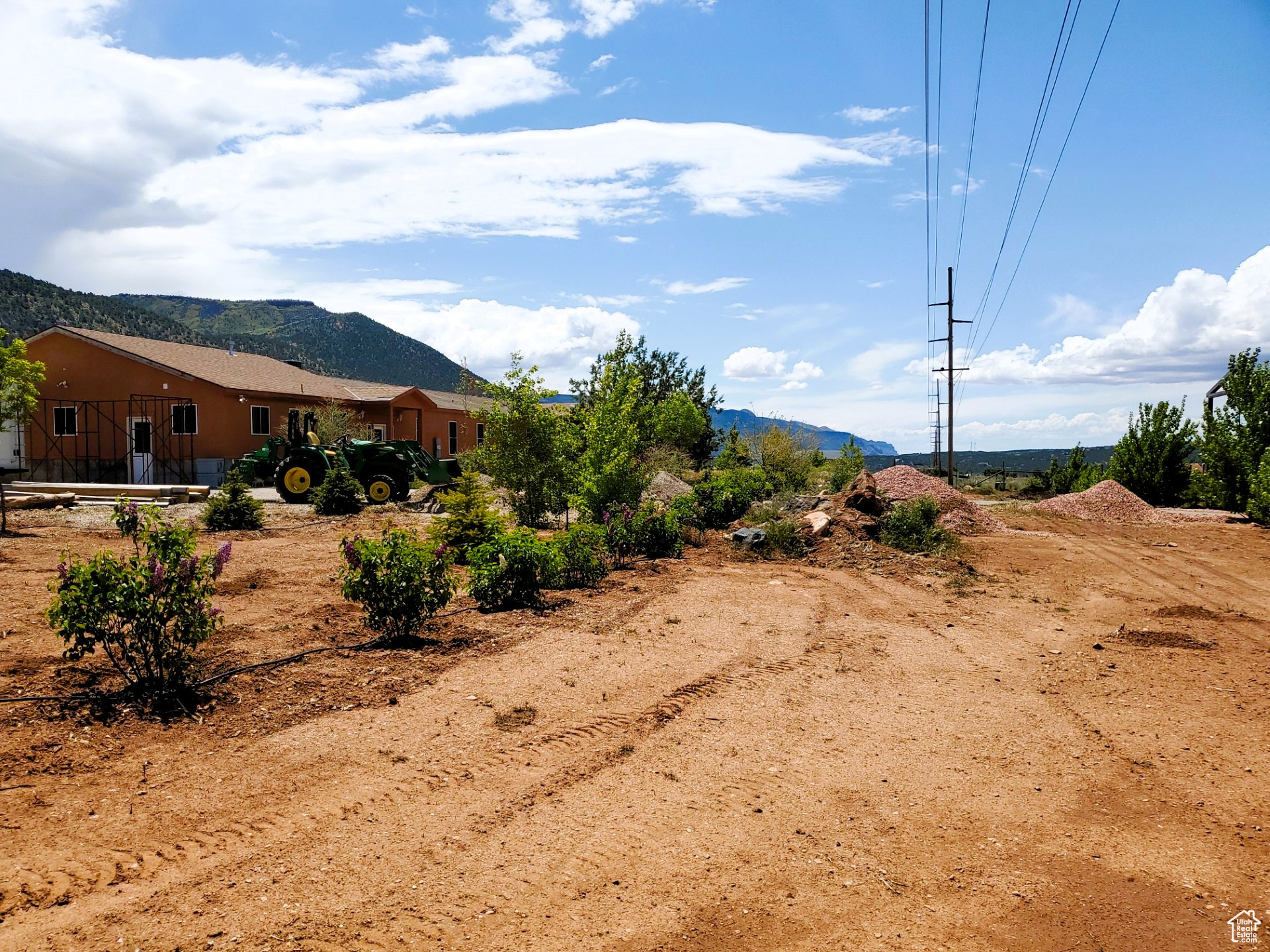 1585 S Badger Way, New Harmony, Utah image 19