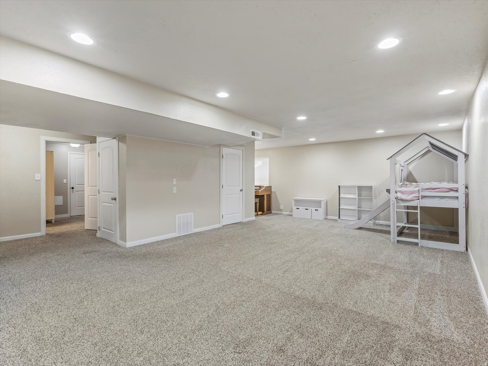 VILLAGE COTTAGES - Residential