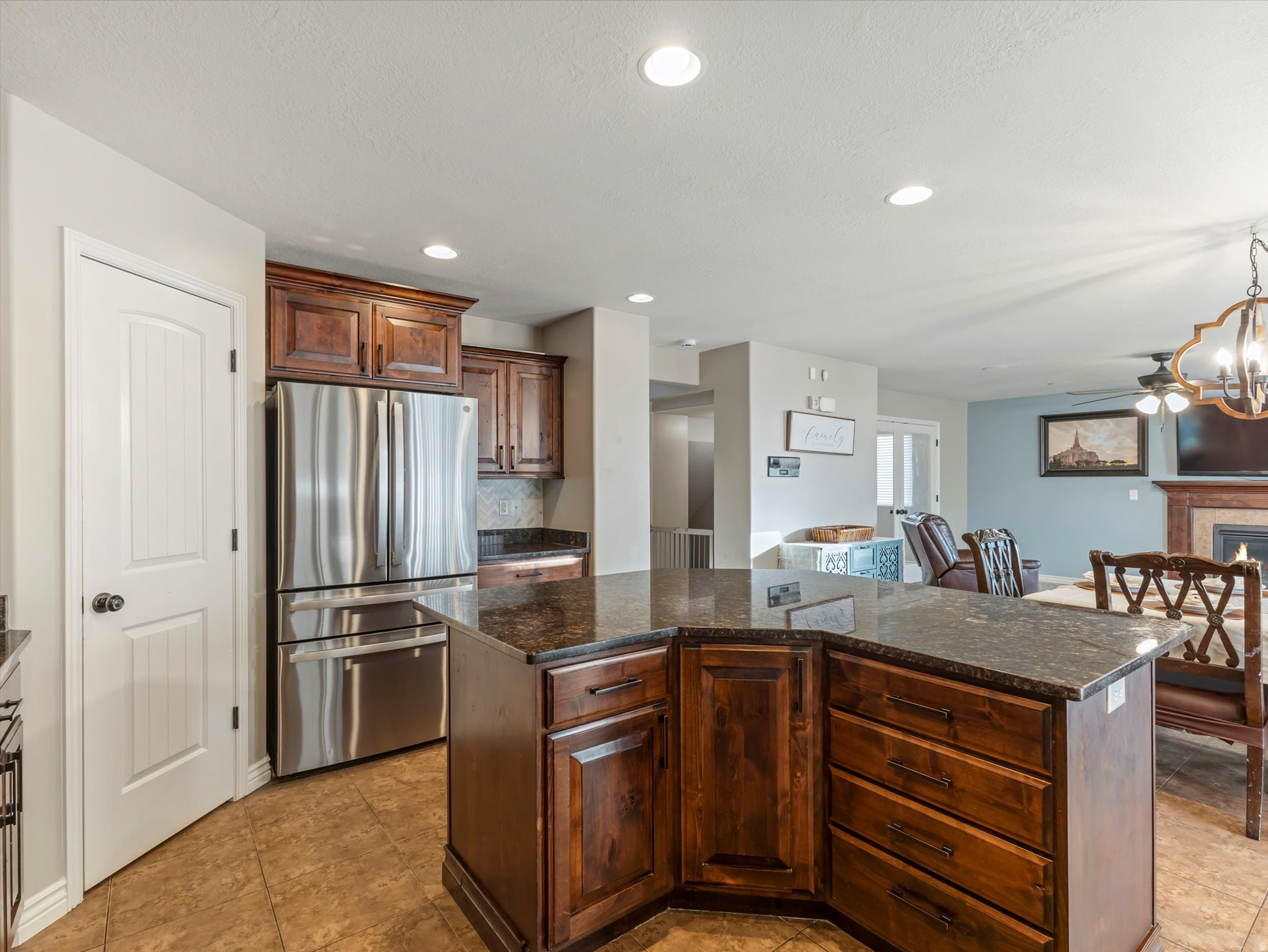 VILLAGE COTTAGES - Residential