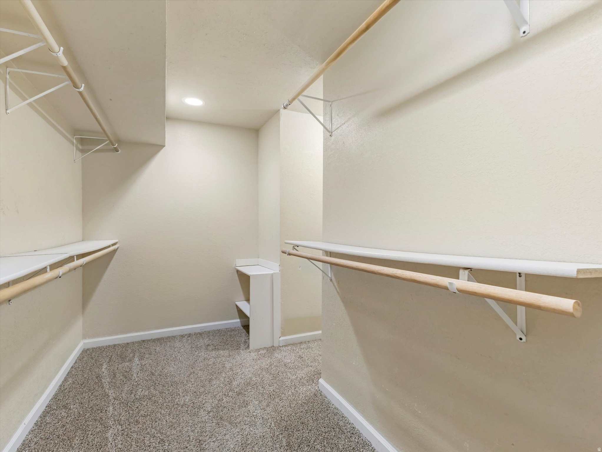 VILLAGE COTTAGES - Residential